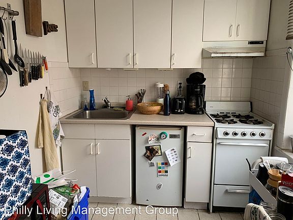 2nd image of 637 N 16th St #11263203