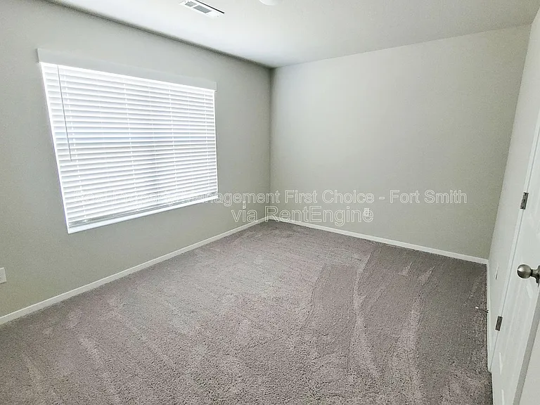 8218 Melody Ln — Photo 8