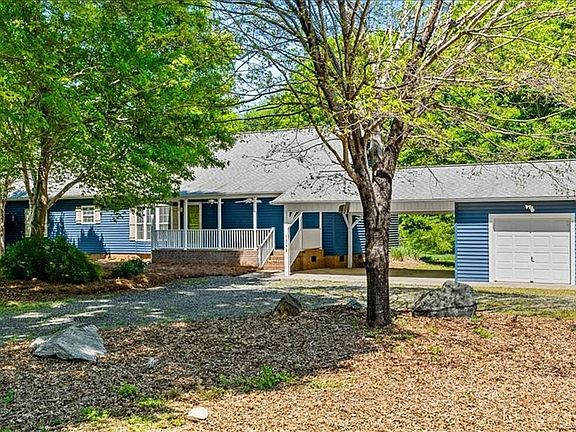 2nd image of 596 Greenbrier Farm Trl
