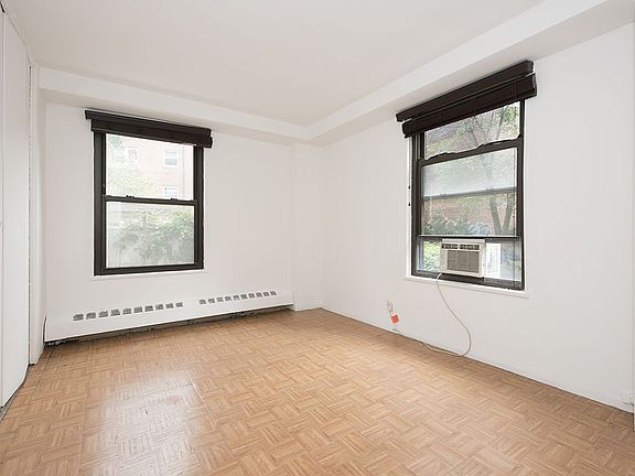 5th image of 6145 98th St APT 1E
