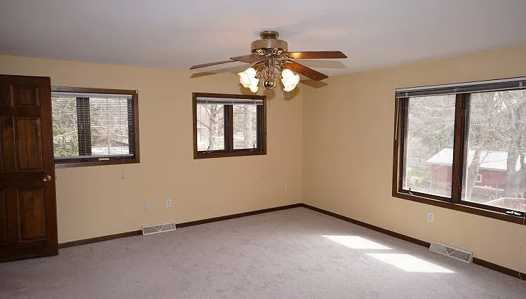 6420 Lakeview Blvd — Photo 23
