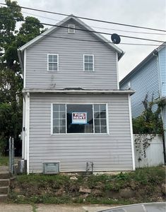 213 Crest Ave, Charleroi, PA, 15022