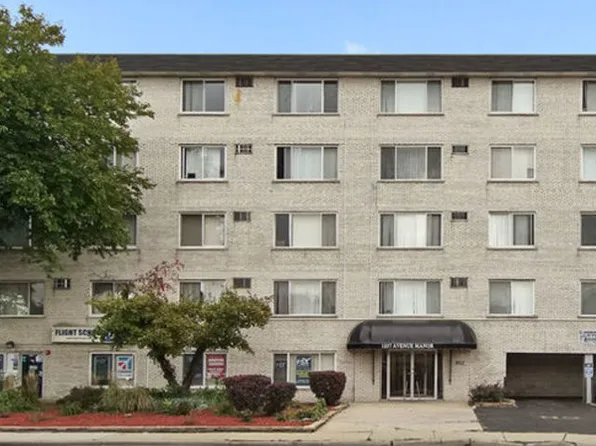 1227 S Harlem Ave APT 309, Berwyn, IL 60402