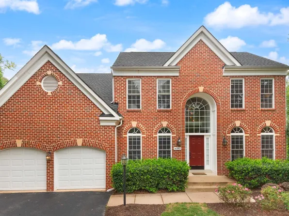 14592 Blair Brook Ct, Haymarket, VA 20169