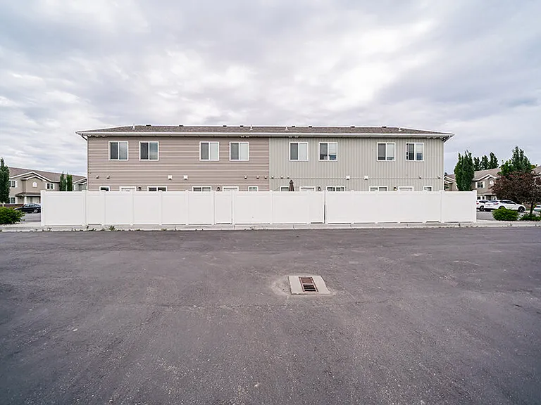 Meadowcreek Townhomes — Photo 50