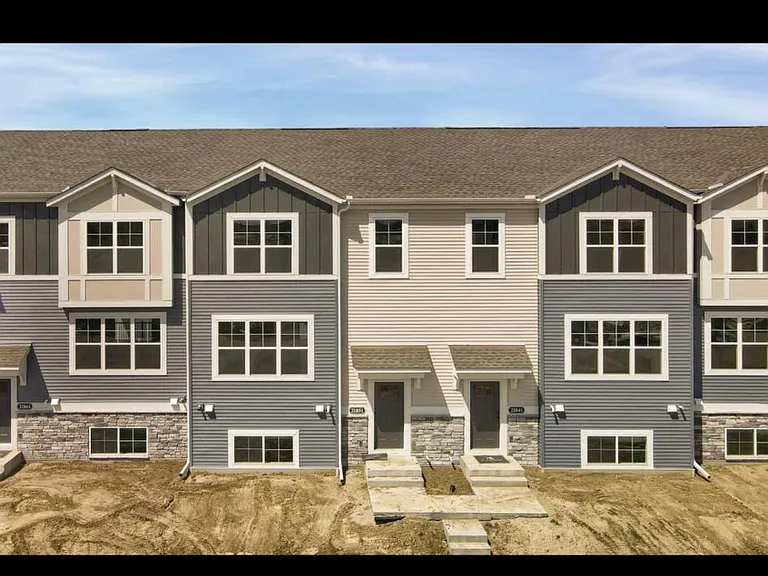 21851 136th Way — Photo 3