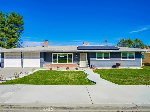 5151 Peacock Ln, Riverside, CA 92505