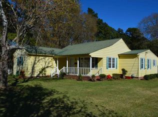 511 S Cedar Ave, Andrews, SC 29510