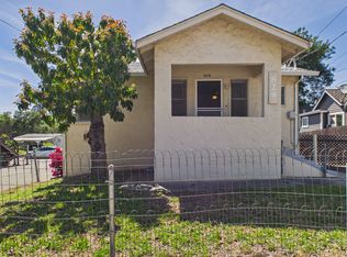 829 Healdsburg Ave, Healdsburg, CA 95448