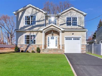 9 Hickory Road, Bayville, NY, 11709