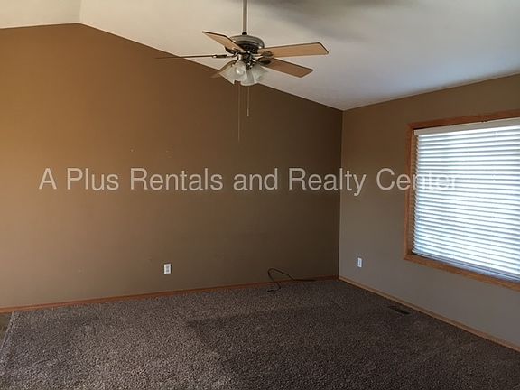 4th image of 5808 S San Diego Ave
