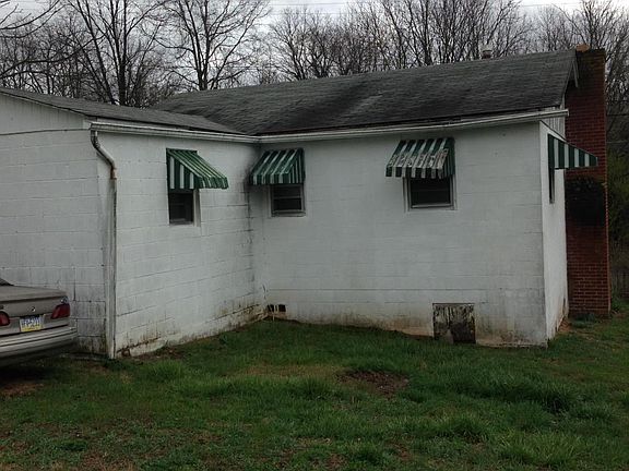 3rd image of 1219 Court St N