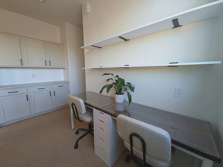 4053 E Reins Rd — Photo 17