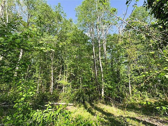 2nd image of 2133 Westminister Ln Lot 102