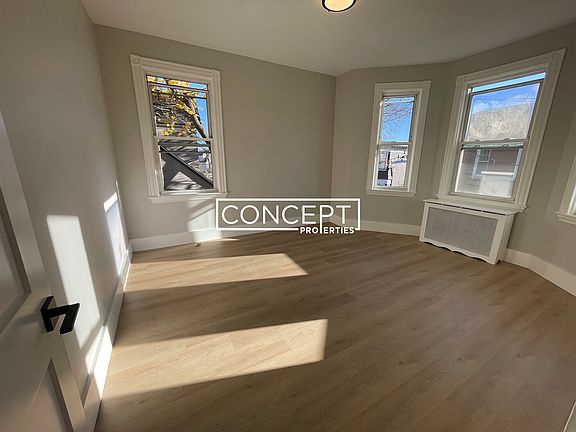 3rd image of 14 Pond St #3TS