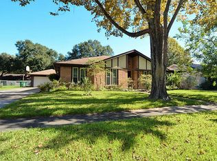 15511 Penn Hills Ln, Houston, TX 77062