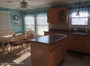 10 Polonaise Dr, Toms River, NJ 08757