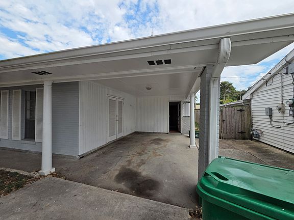 4th image of 225 Willowbrook Dr