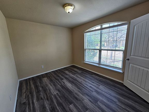 5th image of 2024 Sage Brush Dr