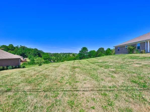 8898 Constable Dr, Alexandria, KY 41001