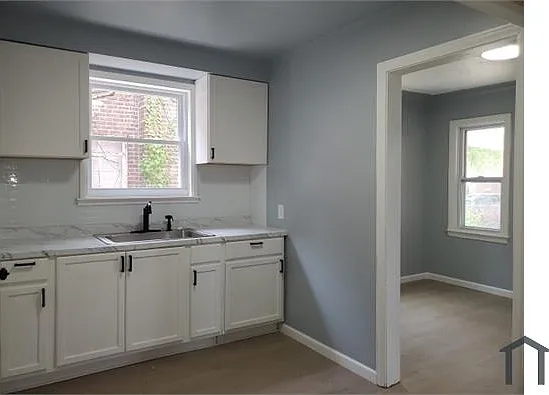 10058 Greensboro St — Photo 24