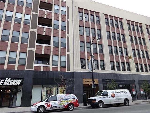 1st image of 4015 N Milwaukee Ave Unit 316