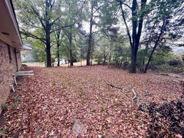 103 Lovett Dr, Clinton, MS 39056