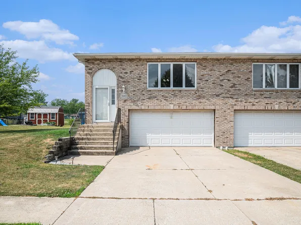 1681 Jonquil Dr, Lowell, IN 46356