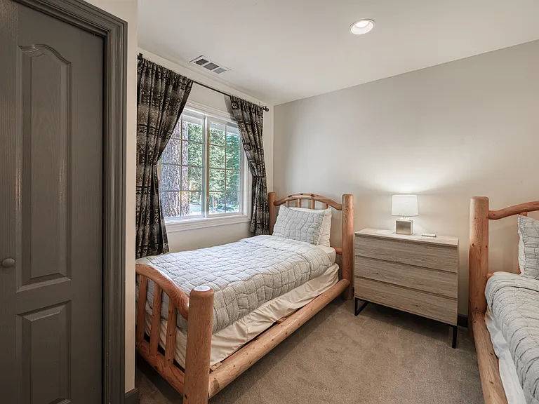 4511 Muletail Dr — Photo 20