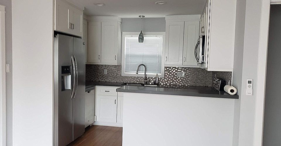 1st image of 1061 Mira Mar Ave