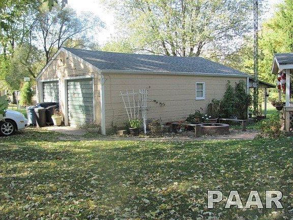 4th image of 1005 E Nimintz Ave