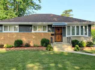 3N470 Willow Rd, Elmhurst, IL 60126