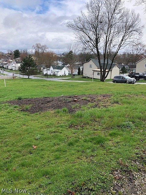 2nd image of Vl 708 South St #7