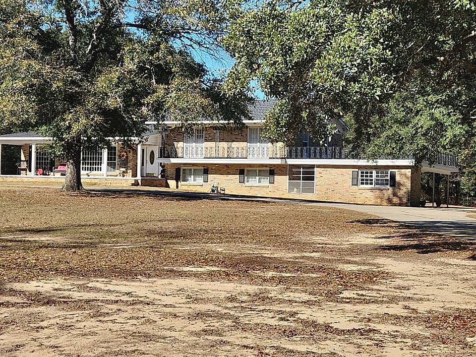 2nd image of 7425 Pake Rd