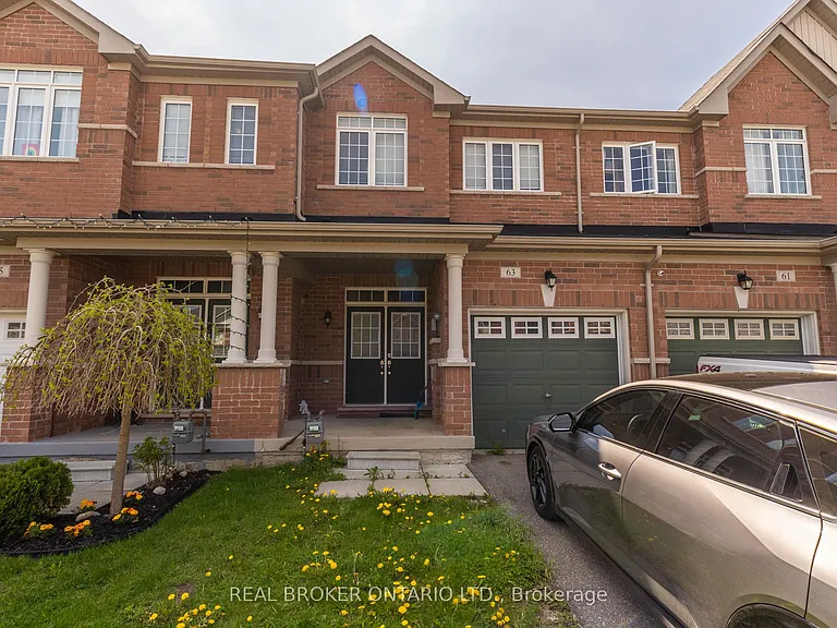 63 Forsyth Cres — Photo 1