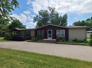426 N Roosevelt St, Lindsborg, KS 67456