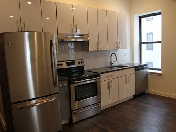 2nd image of 3671 Broadway APT 7