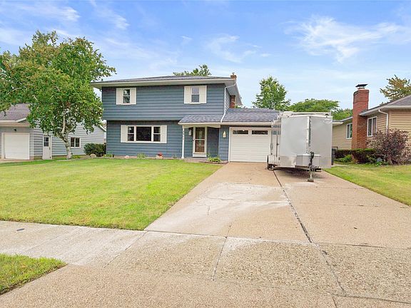 2nd image of 3901 Wagner Ave