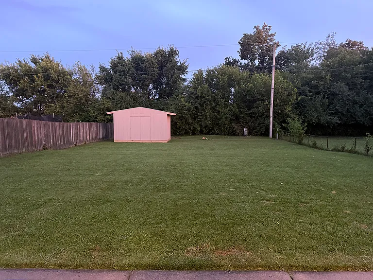 4318 Arrowrock Ave — Photo 4