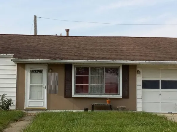 1121 Grand Ave, Celina, OH 45822