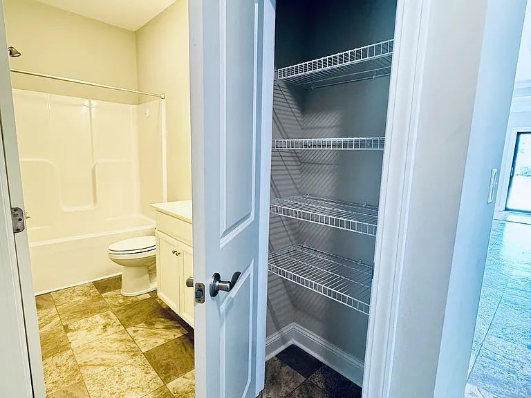 1501 Ferney Dr — Photo 15