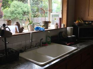 3292 Dahlia Ln, Eugene, OR 97404