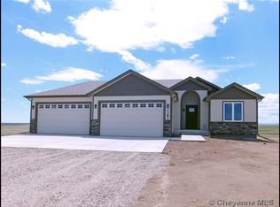 1387 Scenic Ridge Dr, Cheyenne, WY 82009