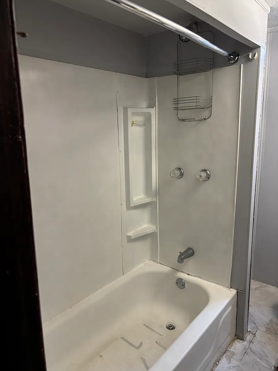 Building Photo - 1143 E Webster St #1
