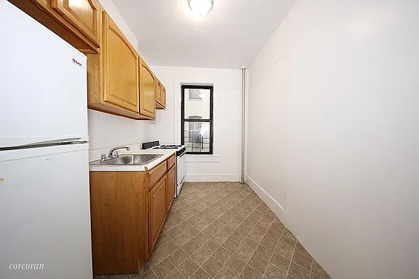 Rented by Corcoran | media 19