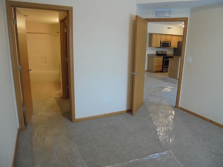 19806 Wolf Rd #301 — Photo 24