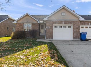 11429 Arvilla St, Windsor, ON N8P 1L5