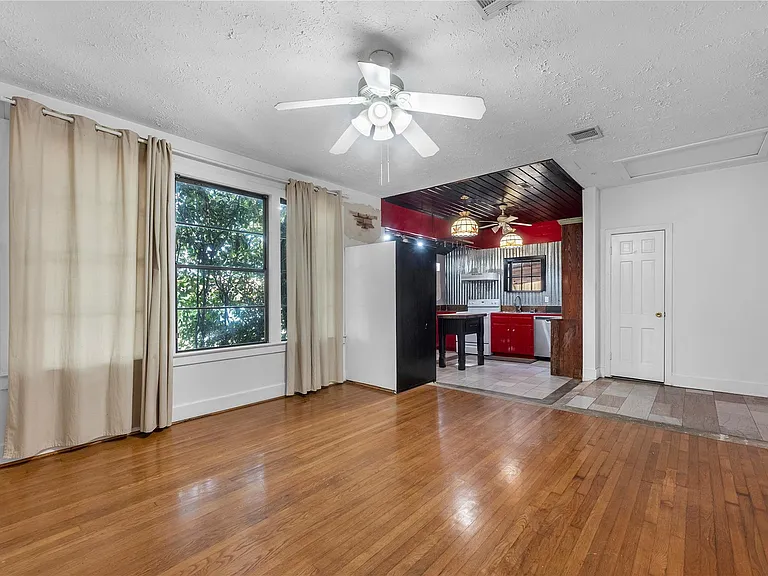 5419 Gulfton St #G — Photo 4