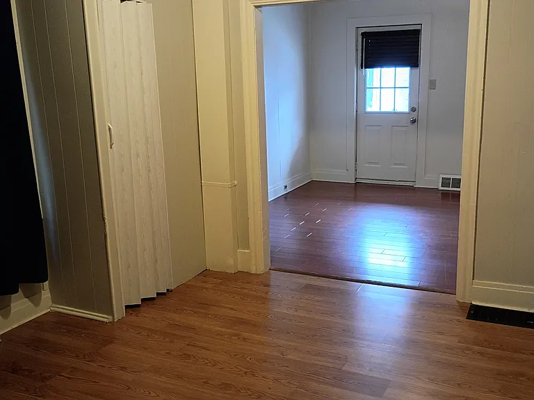 1327 Brandywine St #1 — Photo 4