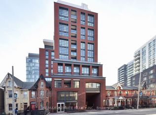 501 Adelaide St W #910-C01, Toronto, ON M5V 0R3